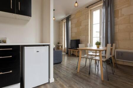 Charmant T2 Place De Lerme Bordeaux Ngoại thất bức ảnh